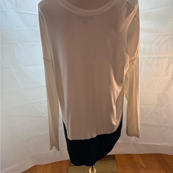 Red 23 Cream and Black Relaxed Asymmetrical Blouse - Picture 3 of 7